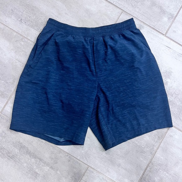 Lululemon Mens Size L Navy Blue Training Shorts Athletic Gym Running Activewear - Picture 1 of 7
